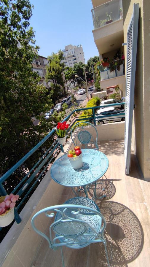 Appartamento Lovely Studio With Balcony Rechovot Esterno foto